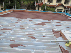台風やゲリラ豪雨による雨漏り